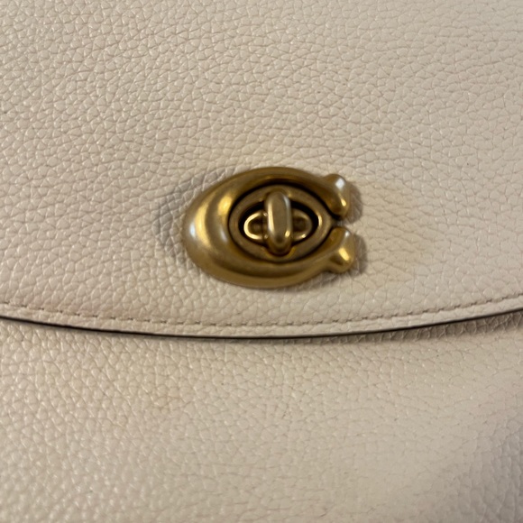 Coach Cassie in chalk - Picture 4 of 7